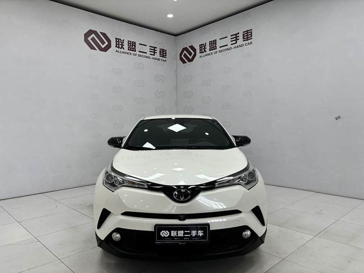 2019年11月豐田 C-HR  2020款 2.0L 領(lǐng)先版