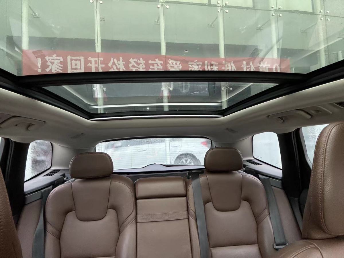 沃爾沃 XC60  2019款  T5 四驅(qū)智逸版 國VI圖片