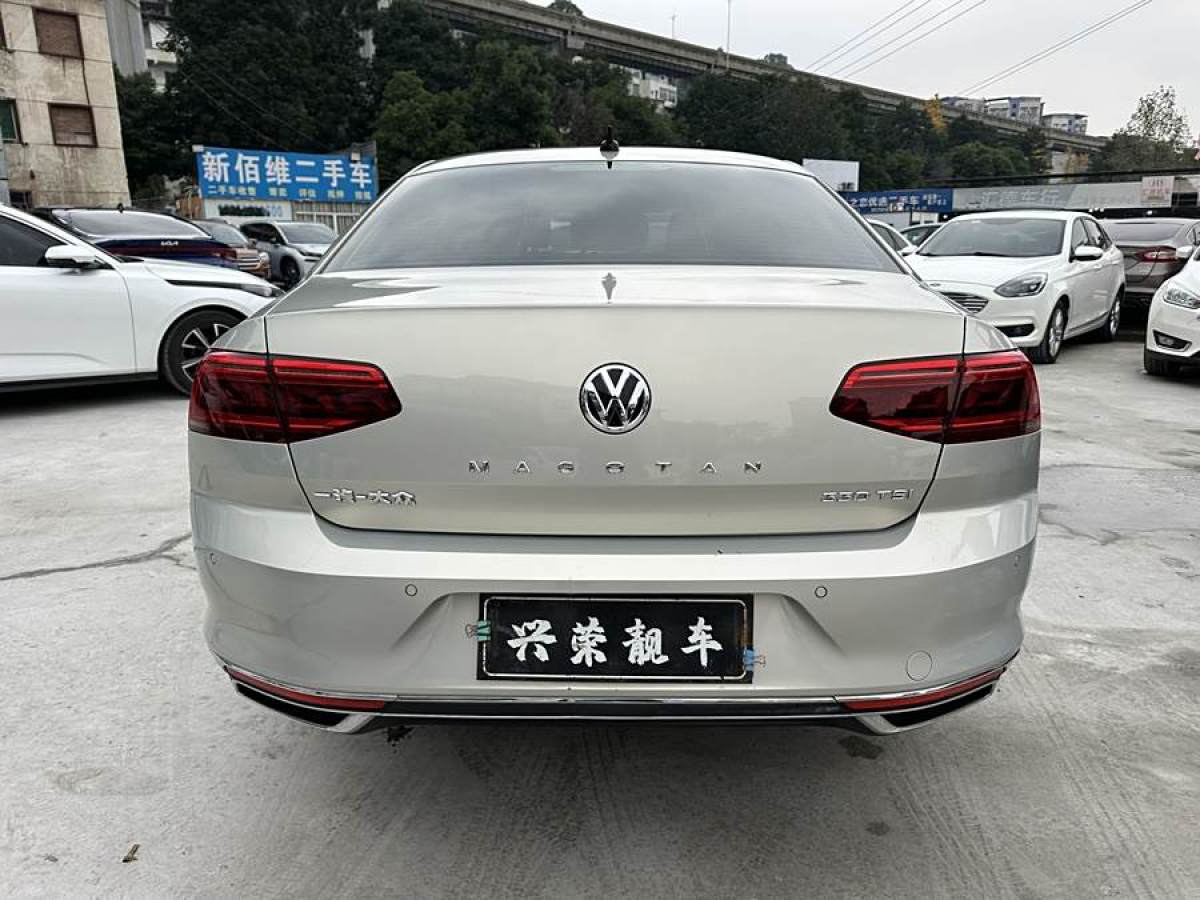 大眾 邁騰  2020款 330TSI DSG 領(lǐng)先型圖片