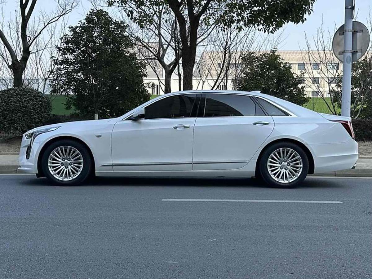 凱迪拉克 CT6  2023款 28T 豪華型圖片