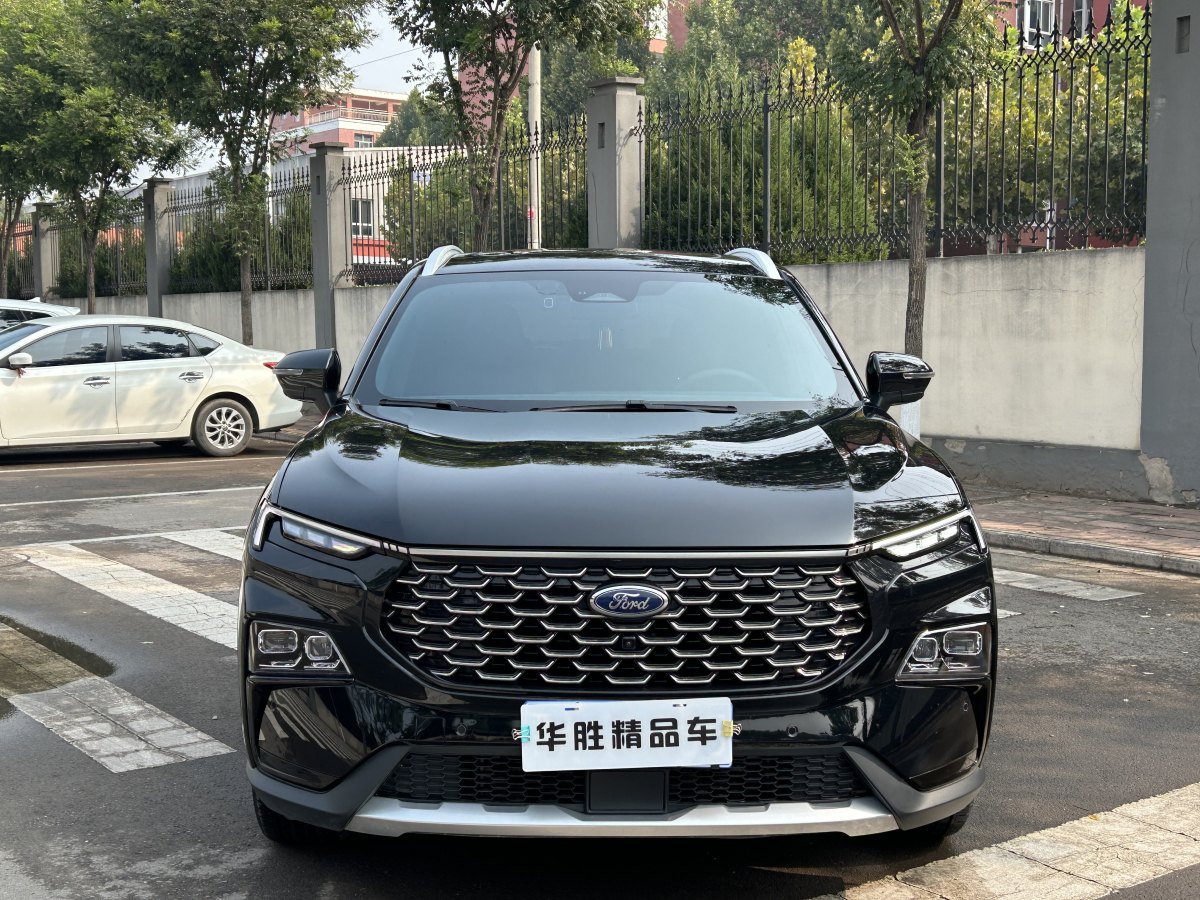 2023年11月福特 領(lǐng)睿  2023款 EcoBoost 170 尊領(lǐng)型