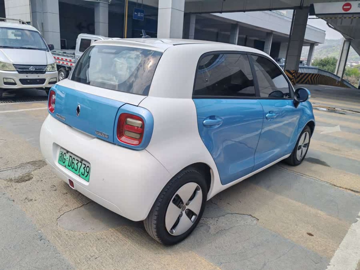 歐拉 歐拉黑貓  2022款 301km 萌寵版圖片