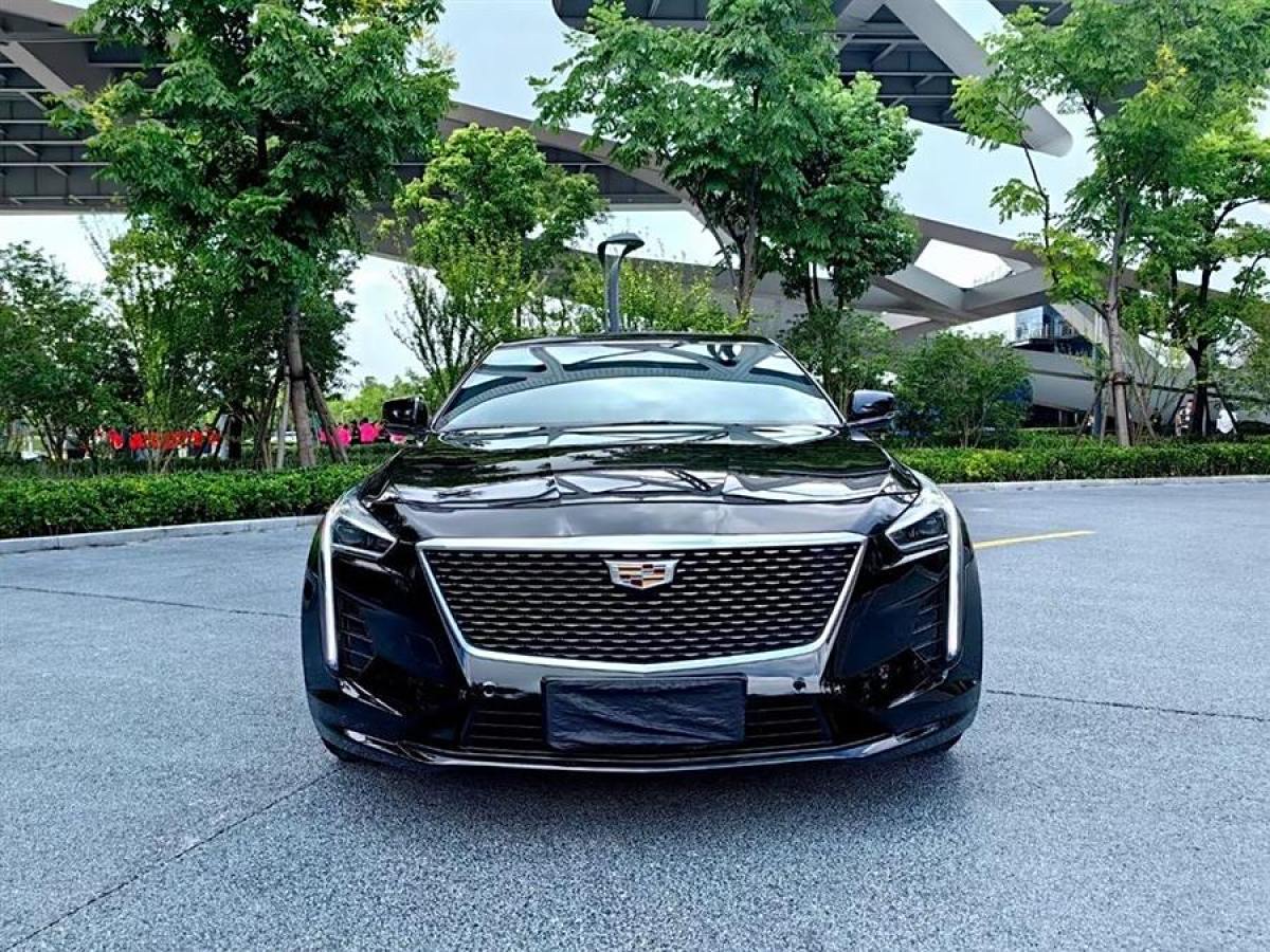 凱迪拉克 CT6  2019款 28T 時(shí)尚型圖片