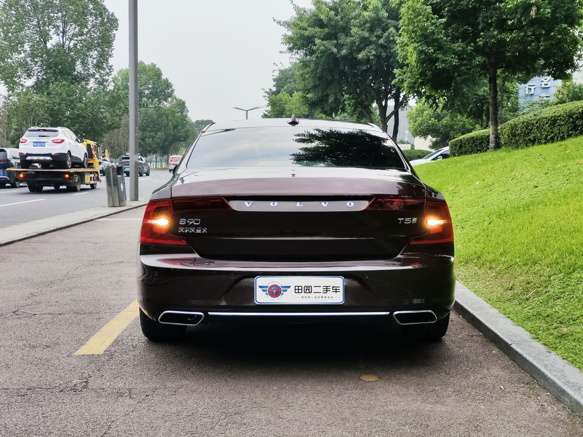 沃爾沃 S90  2020款 改款 T5 智逸豪華版圖片