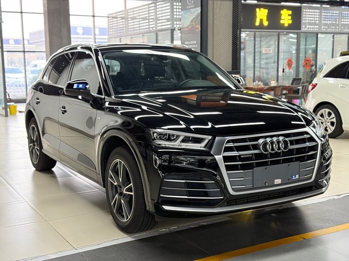 奧迪 奧迪Q5L  2020款 改款 40 TFSI 榮享時(shí)尚型圖片