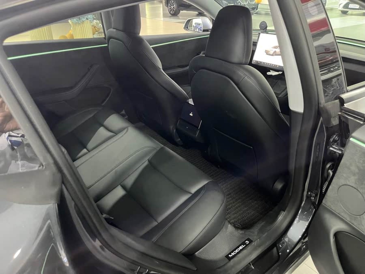 特斯拉 Model Y  2023款 長續(xù)航全輪驅(qū)動(dòng)版圖片