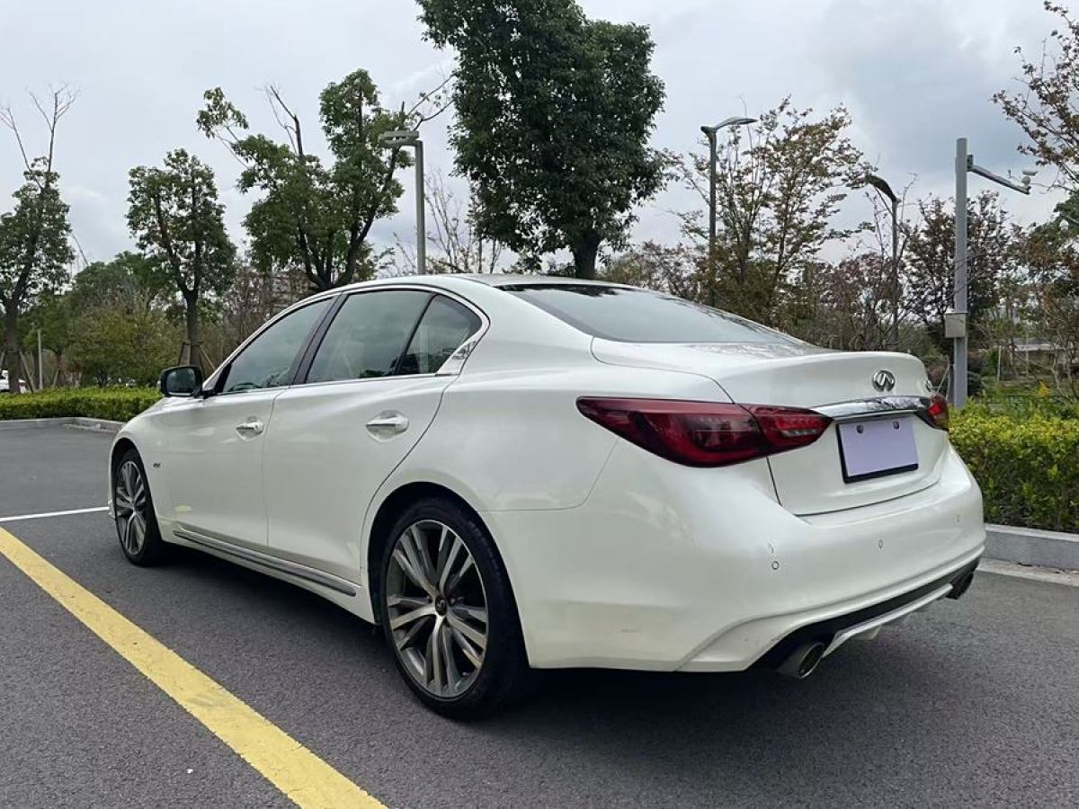 英菲尼迪 Q50L  2020款 2.0T 30周年限量版圖片