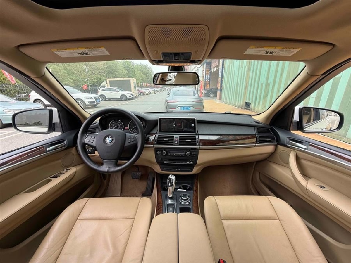 寶馬 寶馬X5  2011款 xDrive35i 豪華型圖片
