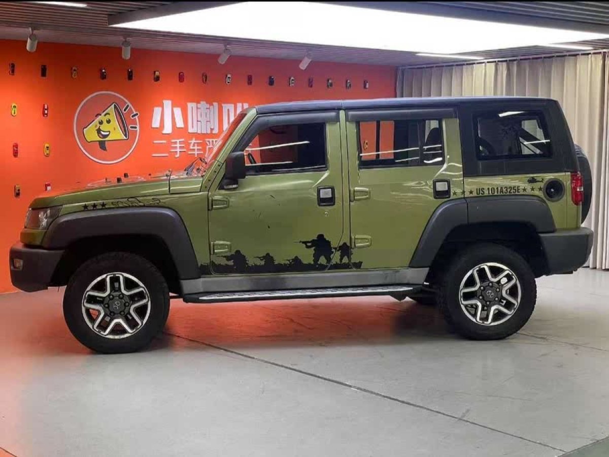 北京 BJ40  2019款 40L 2.3T 自動四驅(qū)越野版圖片