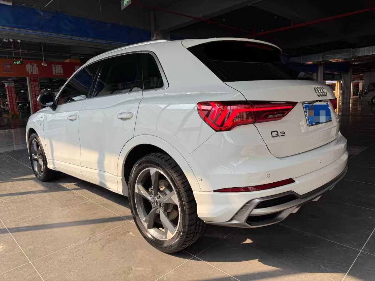 奧迪 奧迪Q3  2022款 35 TFSI 時(shí)尚動(dòng)感型圖片