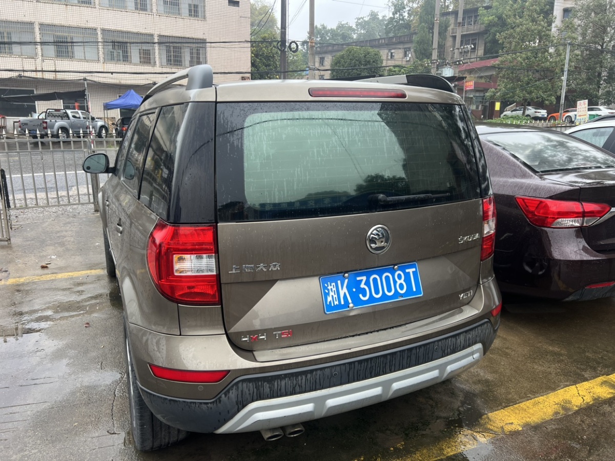 斯柯達(dá) Yeti  2014款 1.8TSI DSG極地版圖片