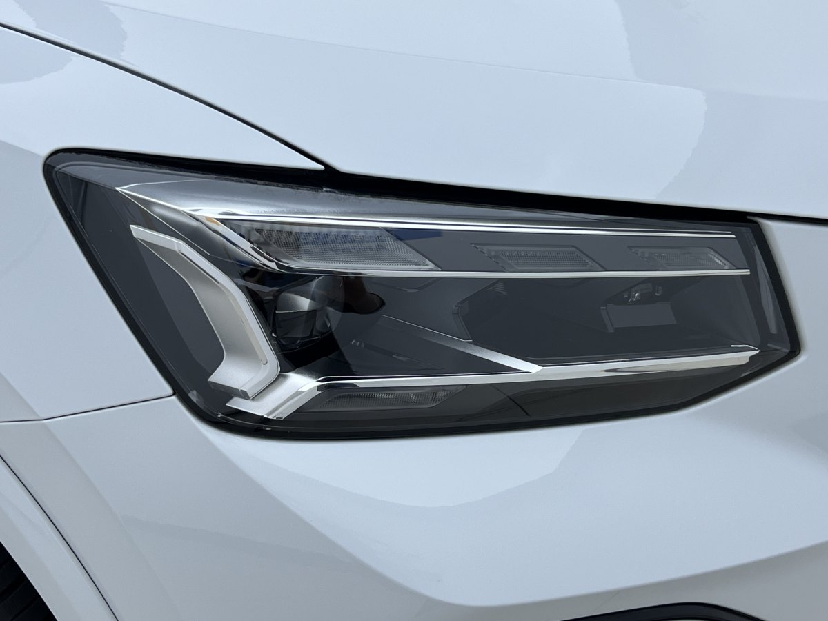 奧迪 奧迪Q2L  2024款 改款 35TFSI 時尚動感型圖片