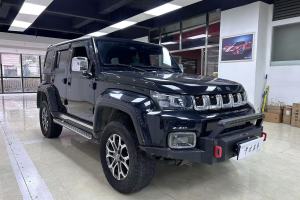 BJ40 北京 2.0T 自動四驅(qū)城市獵人版?zhèn)b客型