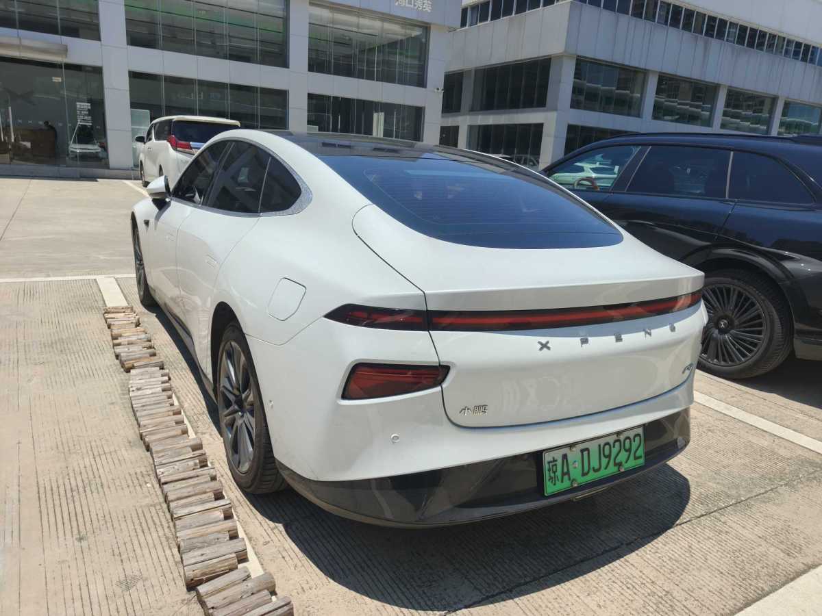 小鵬 P7  2022款 670E+鵬翼版圖片