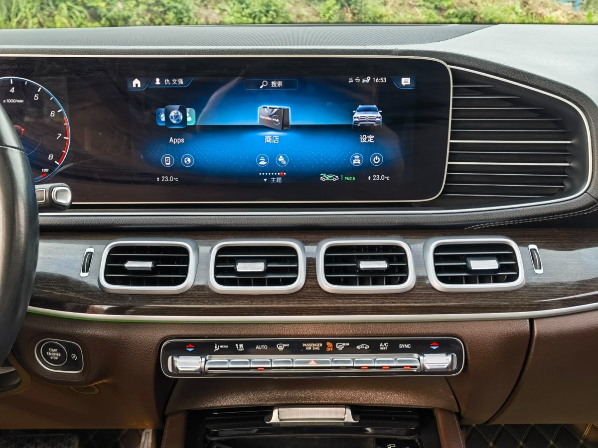 奔馳 奔馳GLE  2022款 改款 GLE 350 4MATIC 時(shí)尚型圖片