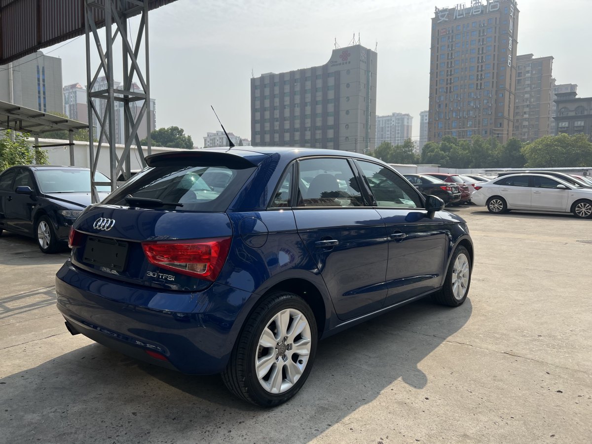 奧迪 奧迪A1  2014款 30 TFSI Sportback舒適型圖片