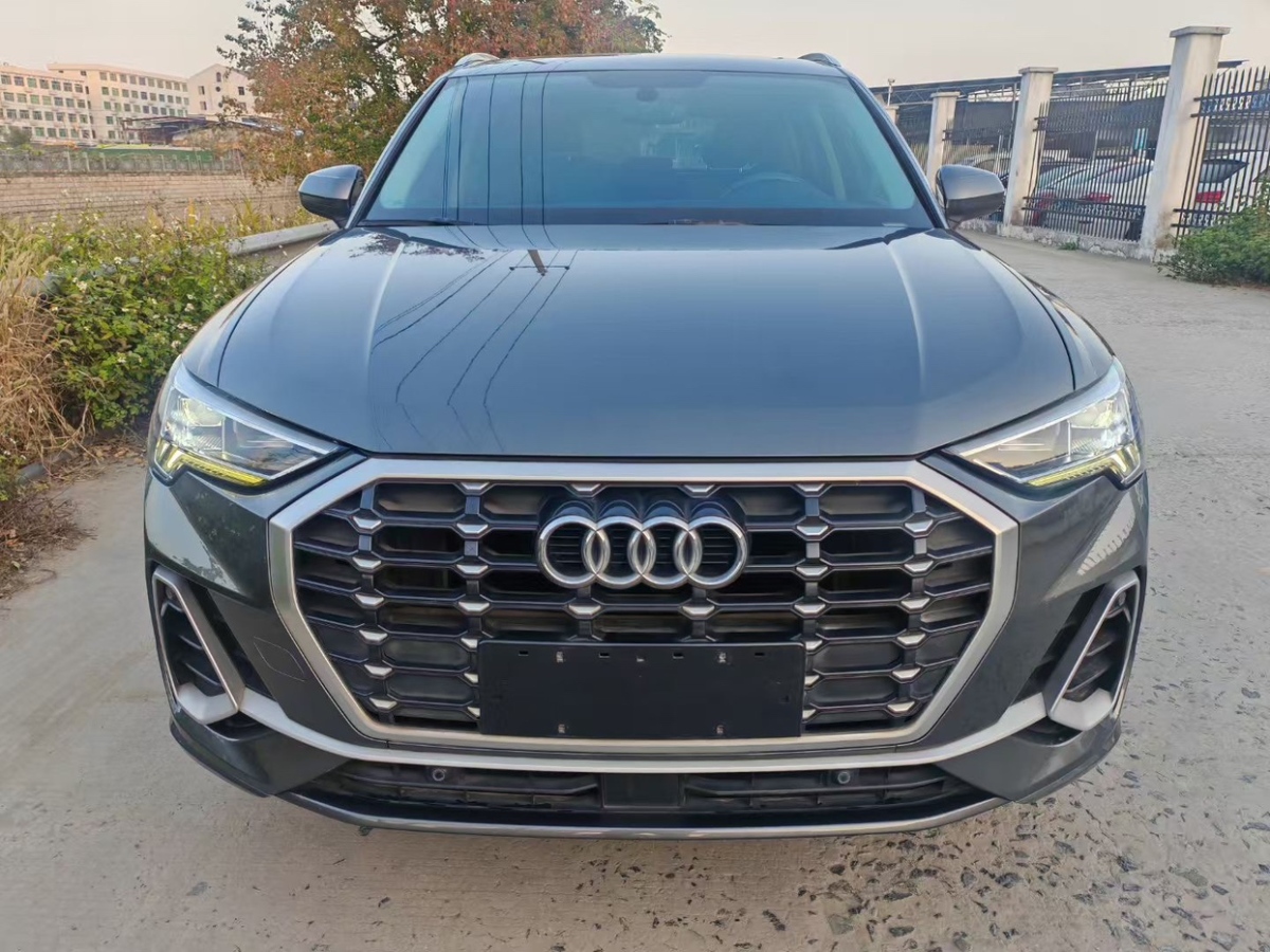 奧迪 奧迪Q3  2020款 35 TFSI 進(jìn)取致雅型圖片