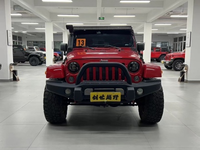 2014年10月 Jeep 牧馬人(進(jìn)口) 3.0L Sahara 四門版圖片