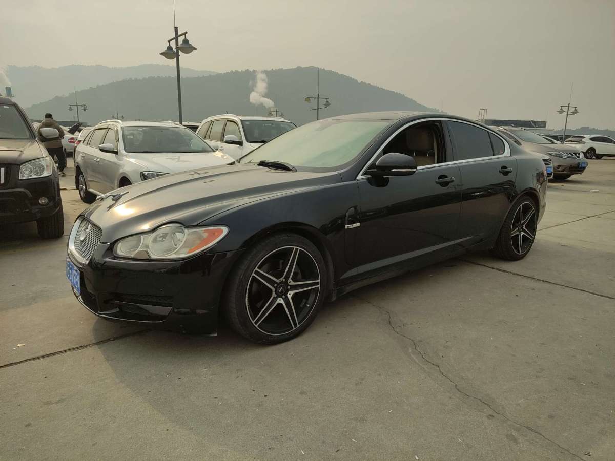 捷豹 XF  2009款 XF 3.0L V6豪華版圖片