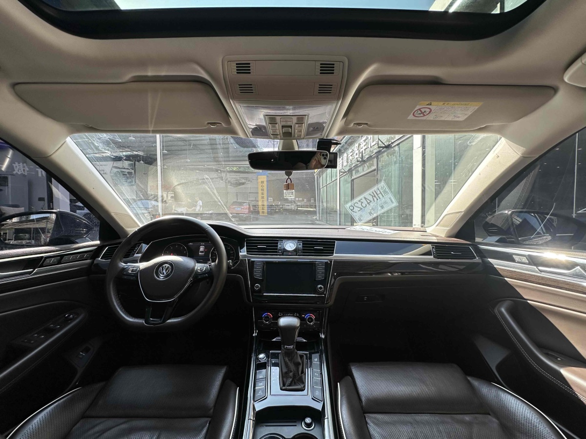 大眾 輝昂  2016款 380TSI 兩驅(qū)至尊版圖片