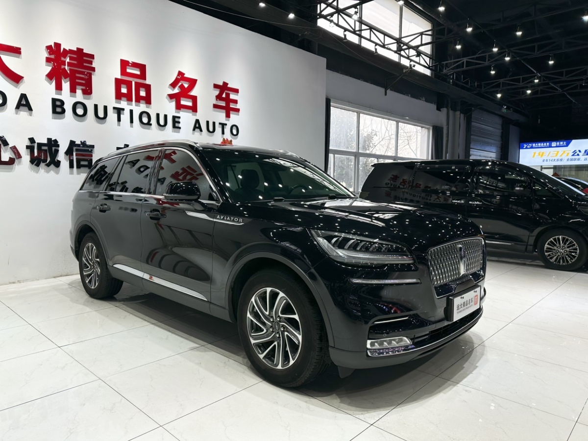 林肯 飛行家  2022款 3.0T V6 四驅(qū)尊享版圖片