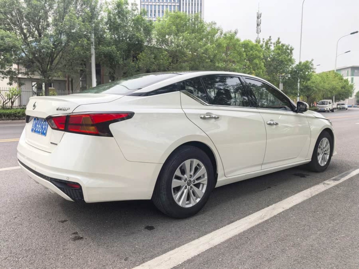日產(chǎn) 天籟  2020款 改款 2.0L XL 舒適版圖片