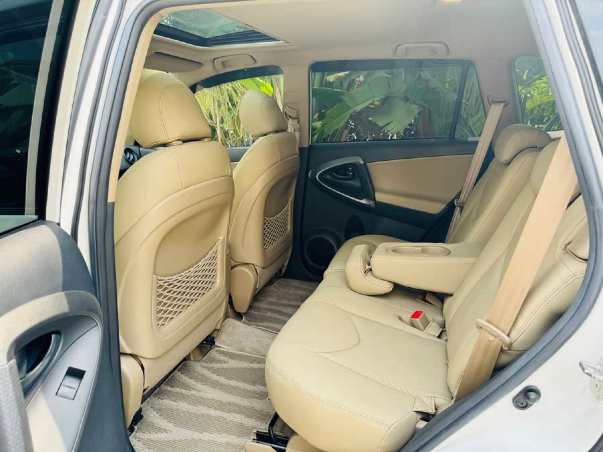 豐田 RAV4榮放  2013款 特享版 2.0L 自動經(jīng)典圖片