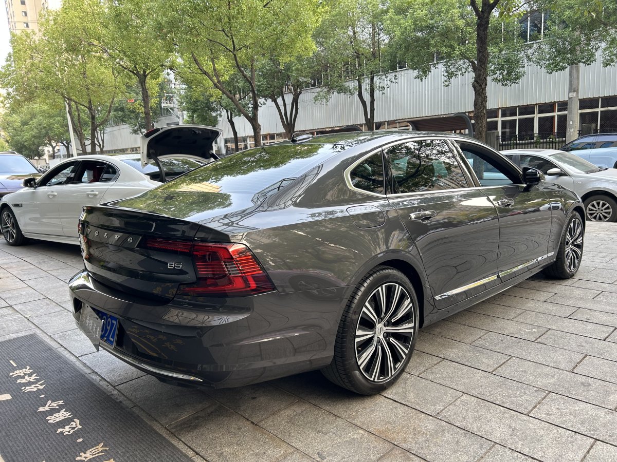 沃爾沃 S90  2022款 B5 智遠(yuǎn)豪華版圖片