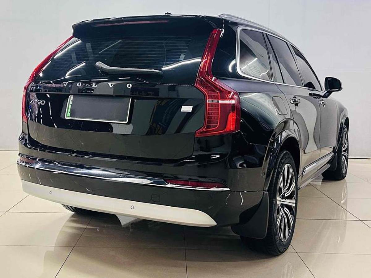 2022年7月沃爾沃 XC90新能源  2022款 改款 E驅(qū)混動 T8 智尊豪華版 7座