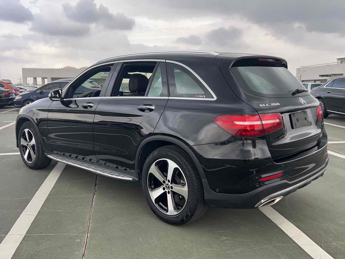 奔馳 奔馳GLC  2018款 改款 GLC 260 4MATIC 豪華型圖片