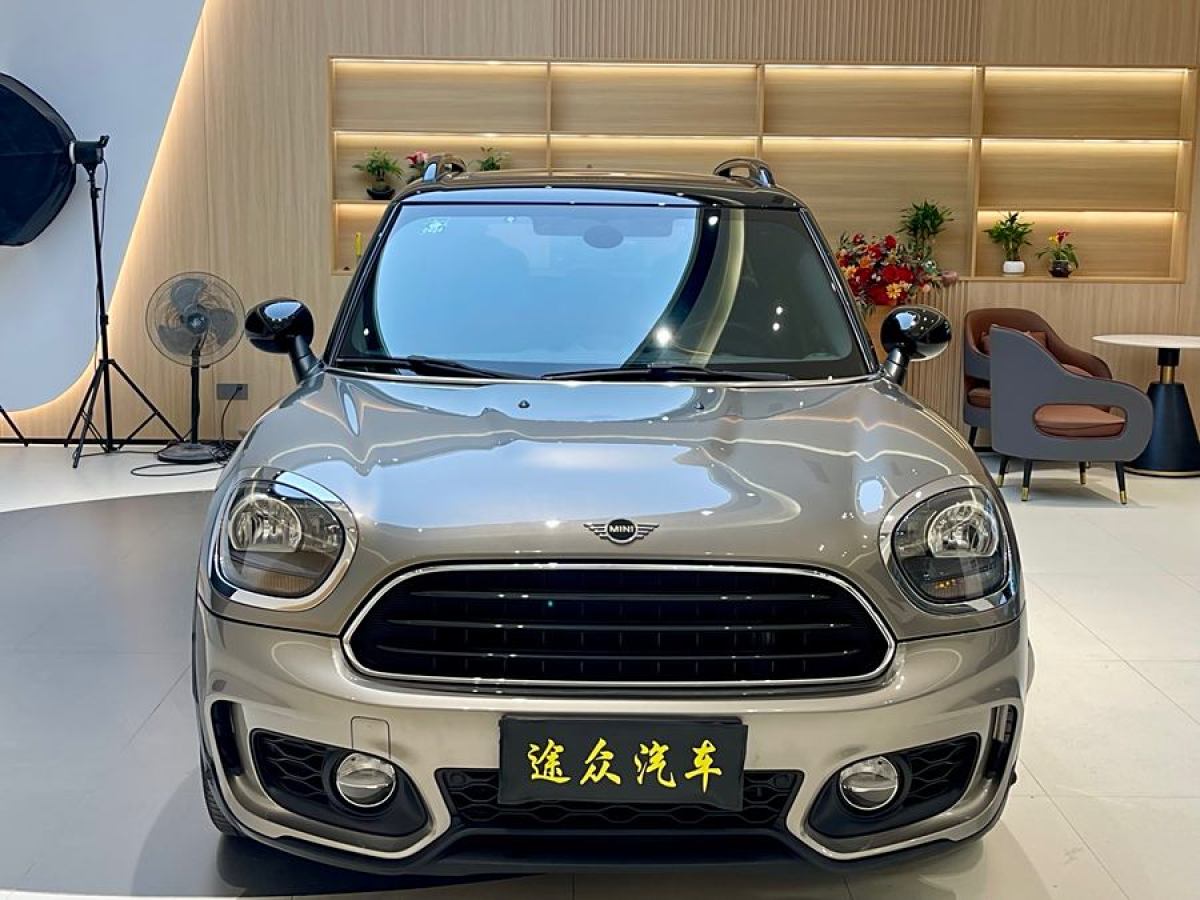 2019年10月MINI COUNTRYMAN  2018款 1.5T COOPER ALL4 賽車手