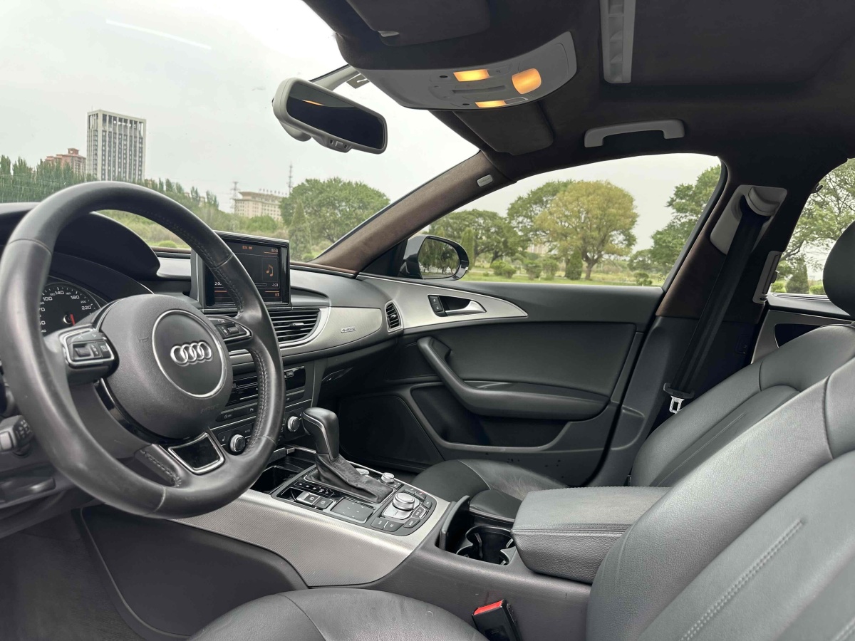 奧迪 奧迪A4L  2018款 30周年年型 45 TFSI quattro 運(yùn)動(dòng)型圖片