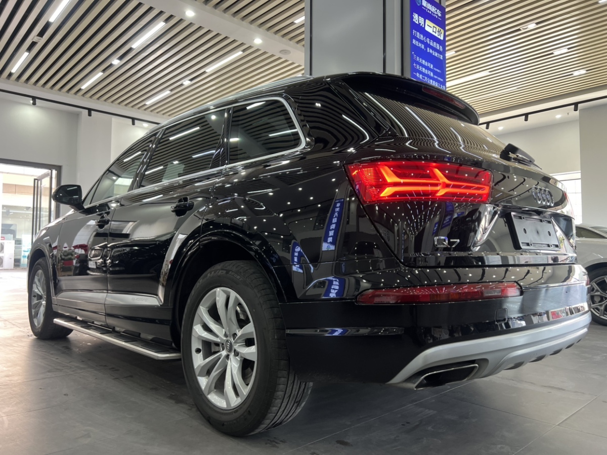 奧迪 奧迪Q7  2019款 55 TFSI 技術(shù)型圖片