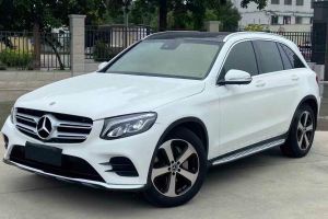 奔驰GLC 奔驰 GLC 300 4MATIC 豪华型