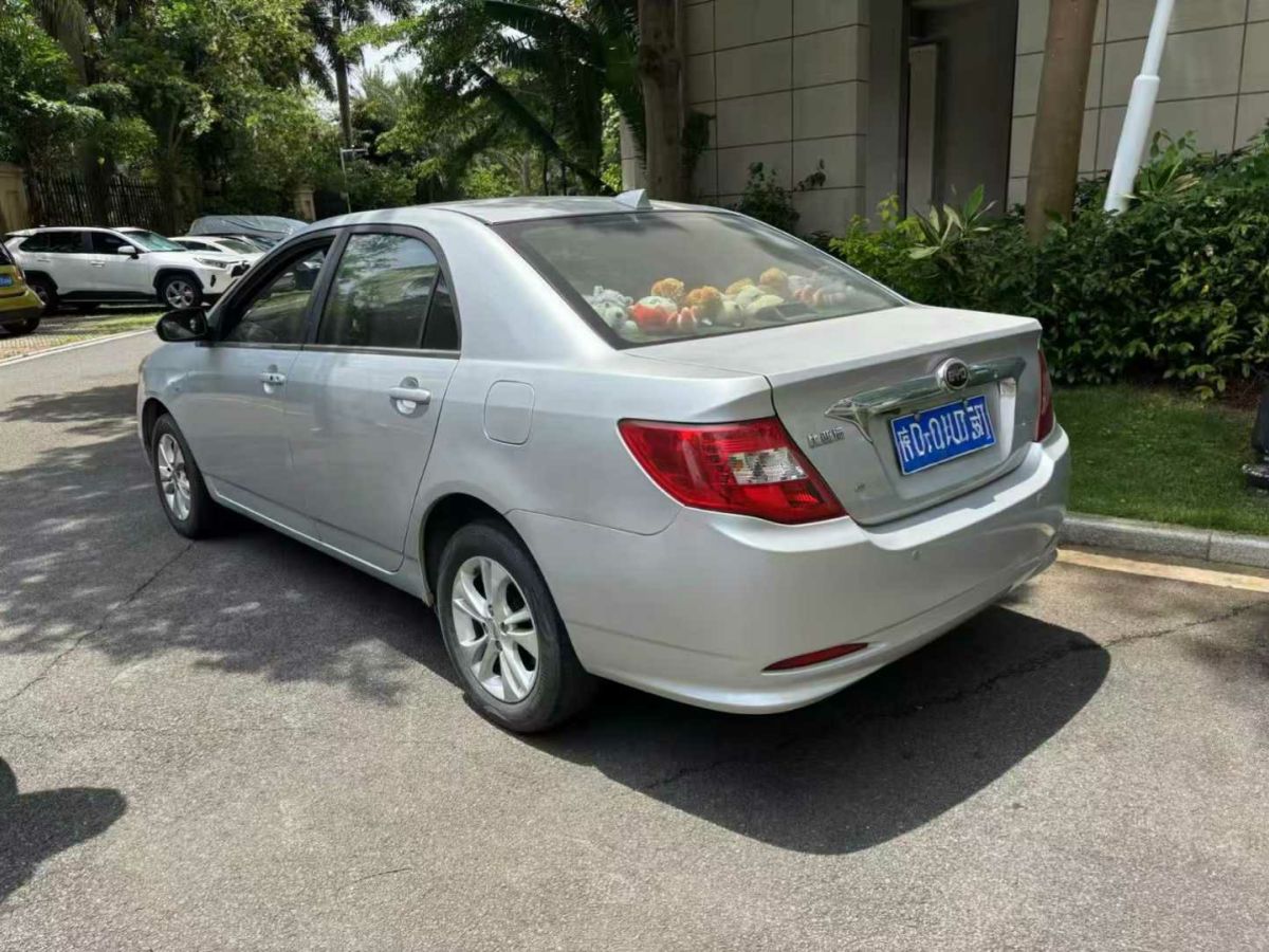 比亞迪 F3  2015款 節(jié)能版 1.5L 自動(dòng)尊貴型圖片