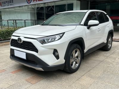 2021年1月 丰田 RAV4荣放 2.0L CVT两驱风尚版图片