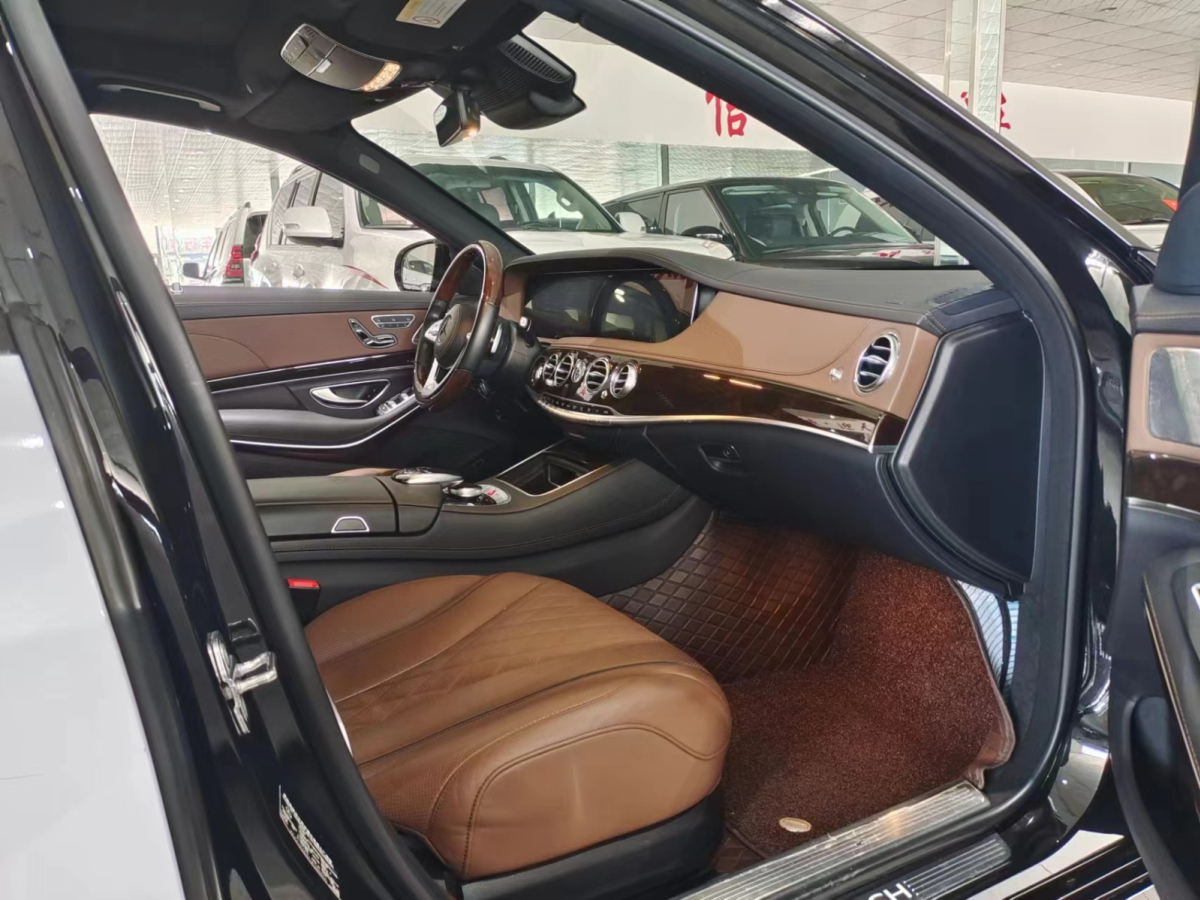 2018年6月奔驰 迈巴赫S级  2018款 S 450 4MATIC