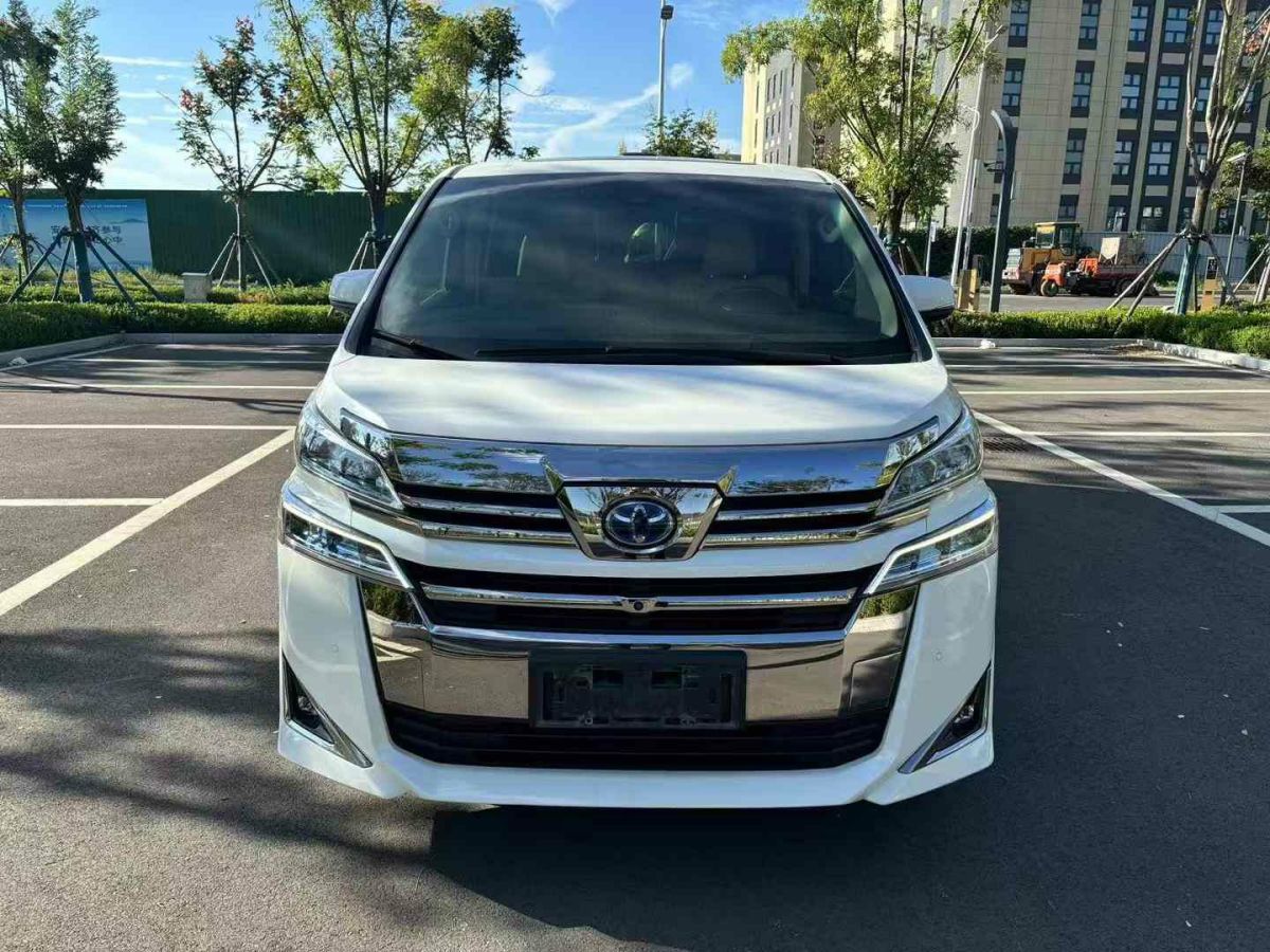 2019年8月豐田 威爾法  2019款  雙擎 2.5L HV豪華版