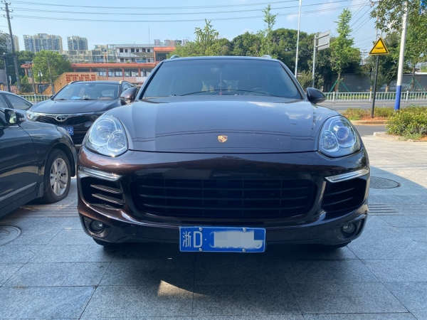 保时捷 Cayenne  2018款 Cayenne 3.0T