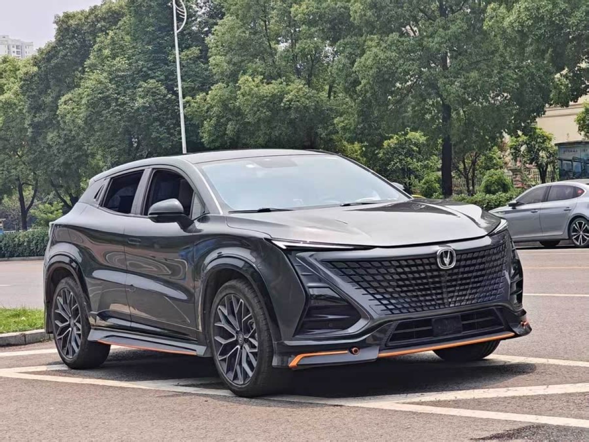 長(zhǎng)安 UNI-T  2022款 1.5T 卓越型圖片