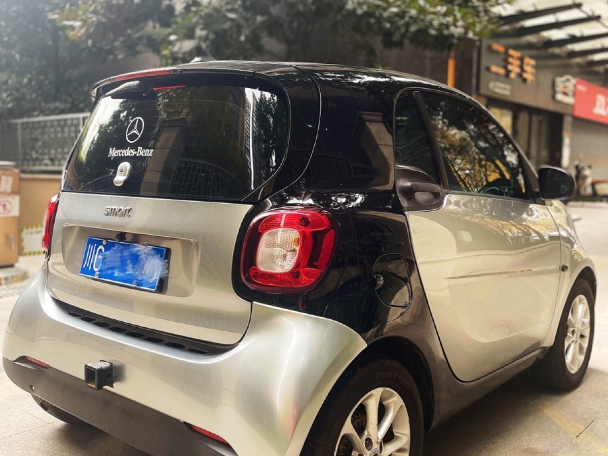 smart fortwo  2015款 1.0L 52千瓦硬頂靈動版圖片