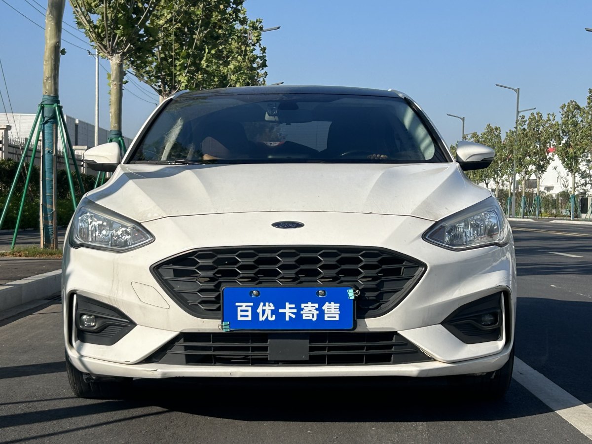 福特 ?？怂? 2020款 三廂 EcoBoost 180 自動(dòng)鋒潮型圖片