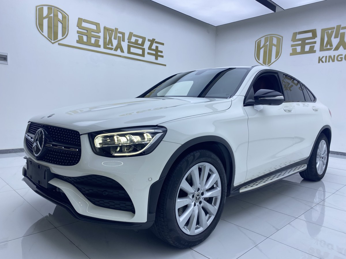 奔馳 奔馳GLC  2022款 改款 GLC 260 4MATIC 轎跑SUV圖片