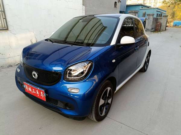 smart forfour  2018款 1.0L 52千瓦灵动版