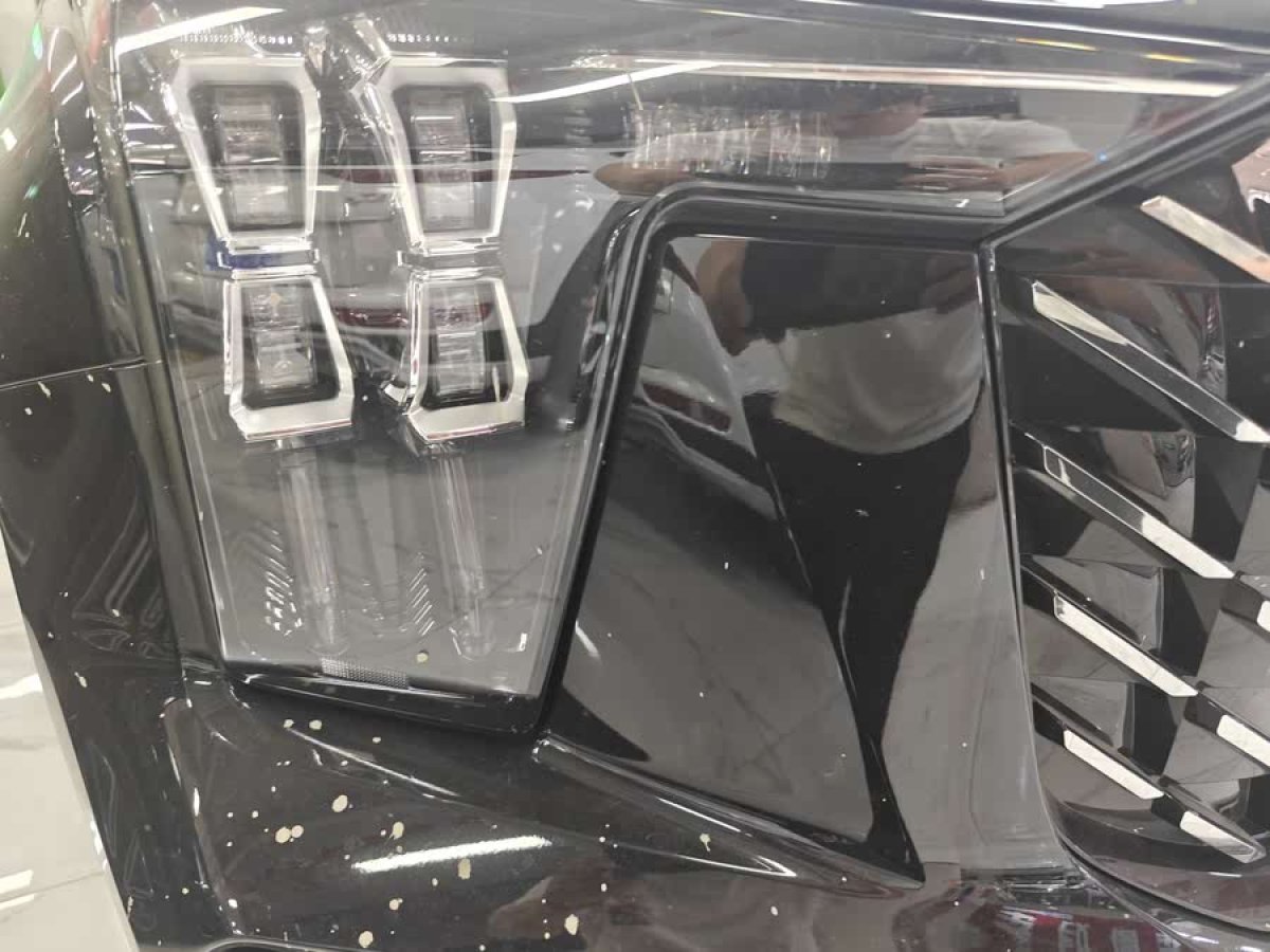 廣汽傳祺 GS8  2025款 領(lǐng)航系列 2.0TGDI 兩驅(qū)豪華版 5座圖片