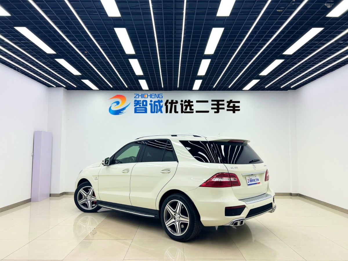 2013年8月奔馳 奔馳M級AMG  2012款 AMG ML 63