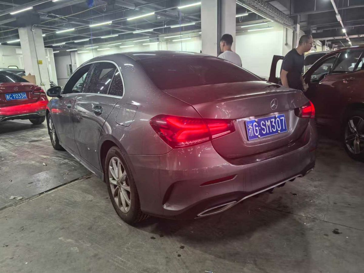 奔馳 奔馳A級(jí)  2022款 A 180圖片