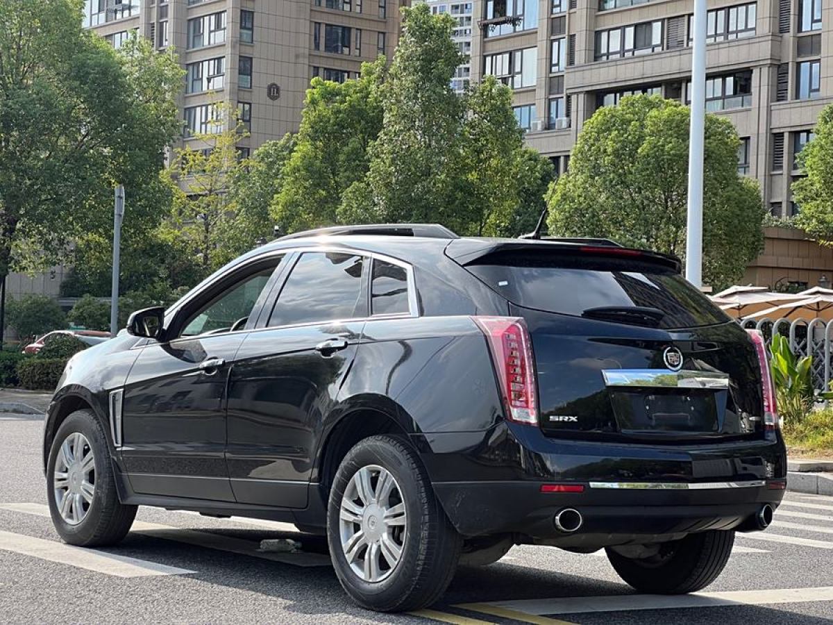 凱迪拉克 SRX  2015款 3.0L 精英型圖片