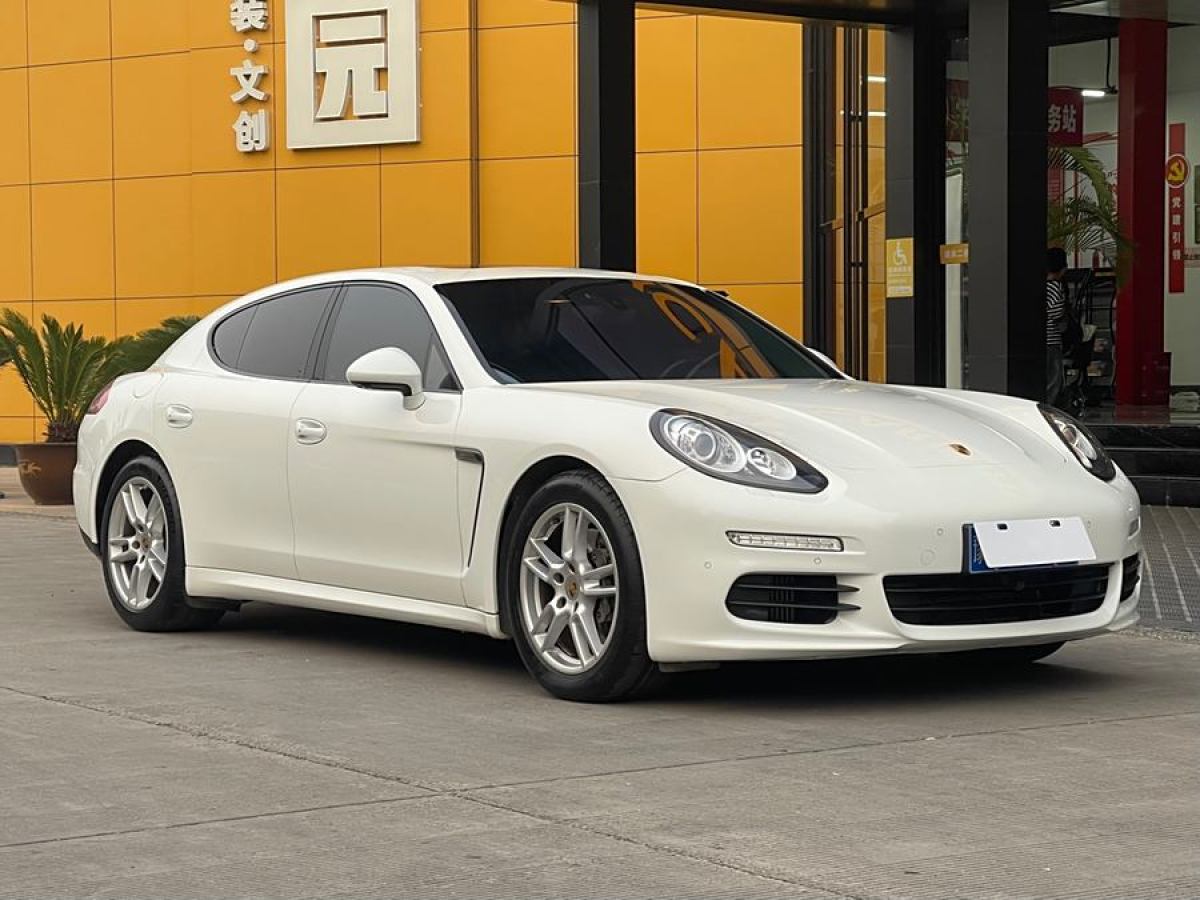 保时捷 Panamera  2014款 Panamera 3.0T图片