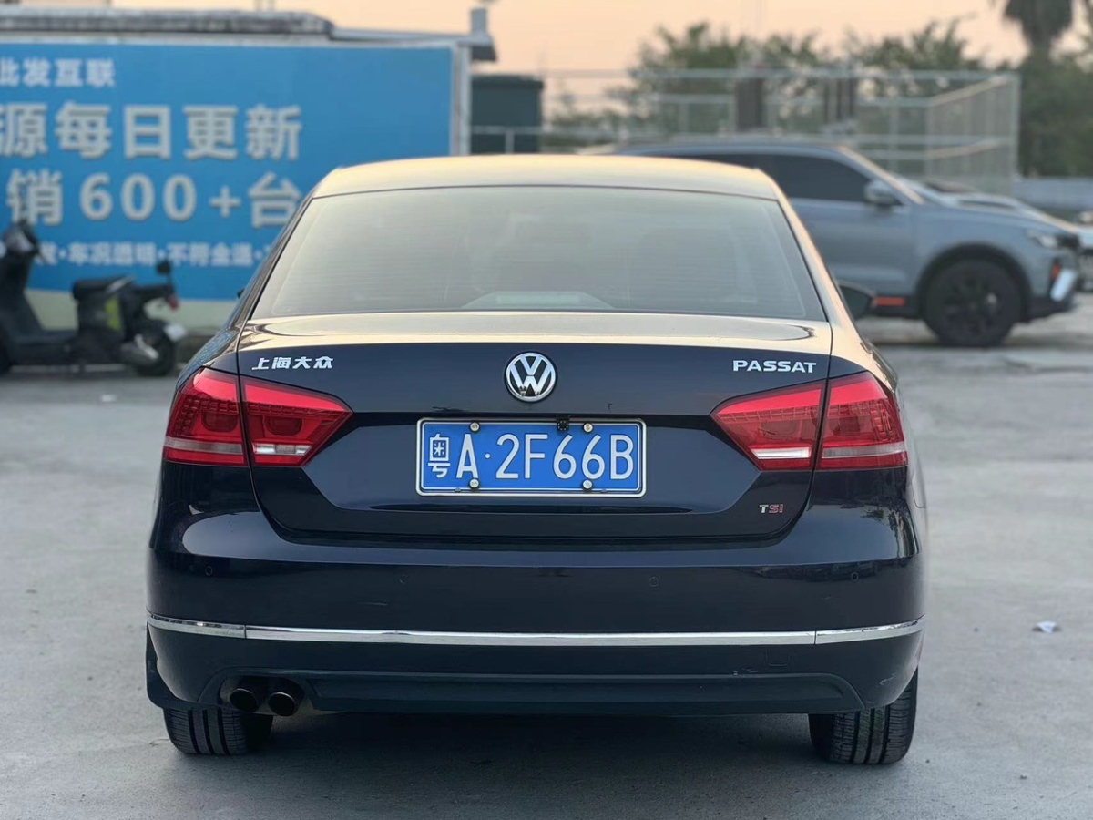 大众 帕萨特  2014款 1.8TSI 自动尊荣版图片